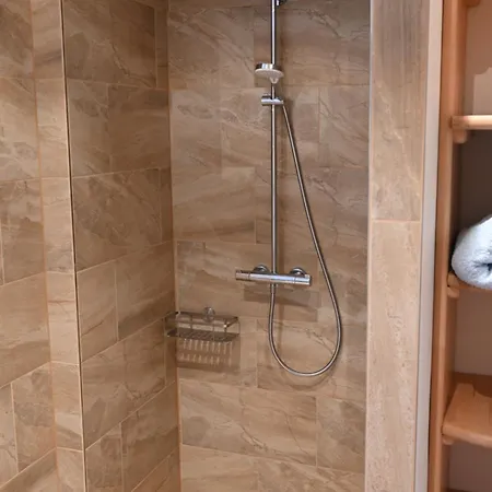 Sonne דירה Hartha